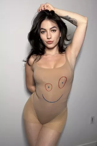 Порнозвезда: Megan Mistakes